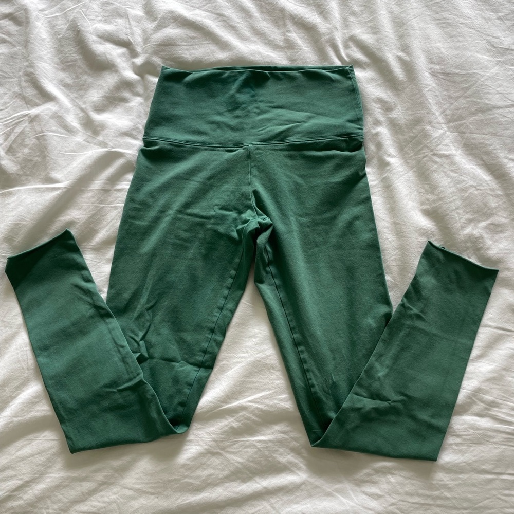 ARITZIA TNA lounge green leggings